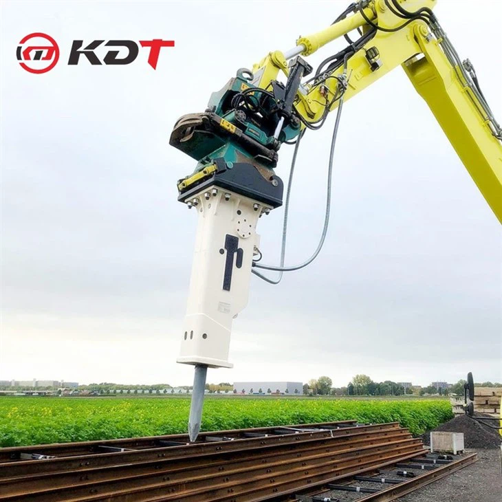 DQ-40 Mini Excavator 0.5-1.5t Compact Small Excavator For Farm Construction Hydraulic Breakers factory